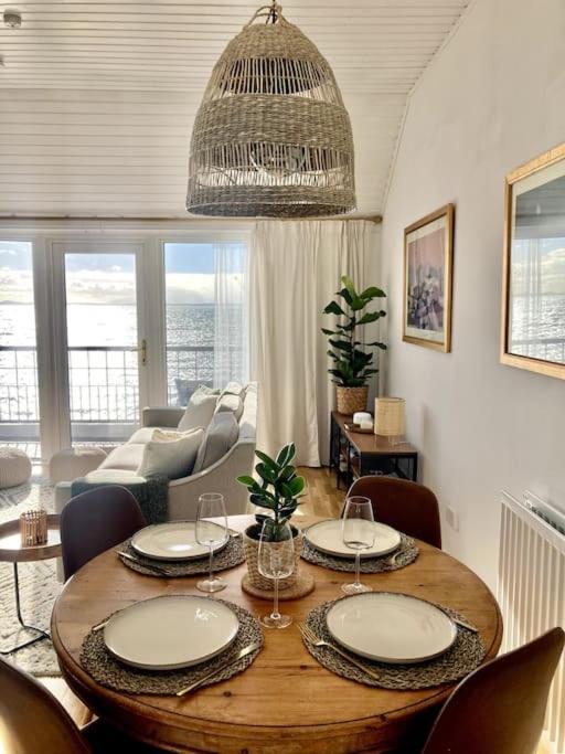 Relax With Spectacular Views And Hot Tub Villa Kircubbin Bagian luar foto