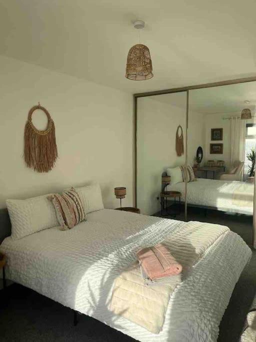 Relax With Spectacular Views And Hot Tub Villa Kircubbin Bagian luar foto