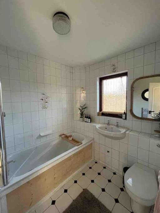 Relax With Spectacular Views And Hot Tub Villa Kircubbin Bagian luar foto