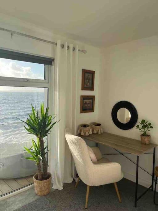 Relax With Spectacular Views And Hot Tub Villa Kircubbin Bagian luar foto